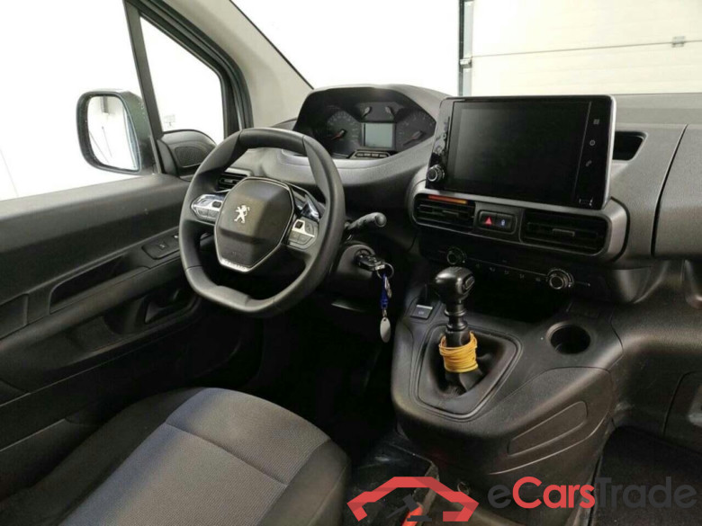 PEUGEOT Partner 1.2 PT. Premium #3