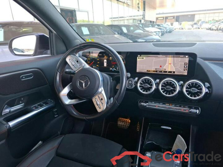 Mercedes GLA 200d AMG Night Aut. Pano LED Widescreen Ambient Navi 1/2 Sport-Leather-Alcantara KeylessGo Camera Klima PDC ... #6