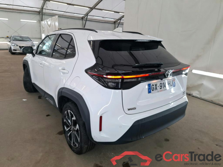 TOYOTA Yaris Cross Hybride / 2021 / 5P / SUV 1.5 HYBRID 116H DYNAMIC BUSINESS BEY AWD #2