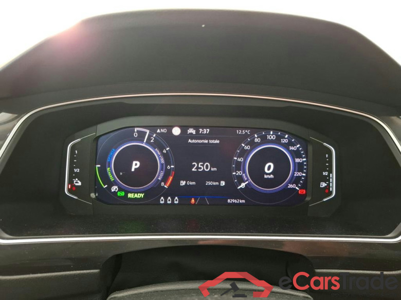 VOLKSWAGEN Tiguan / 2020 / 5P / SUV 1.4 eHybrid 245 DSG6 Life Business #6