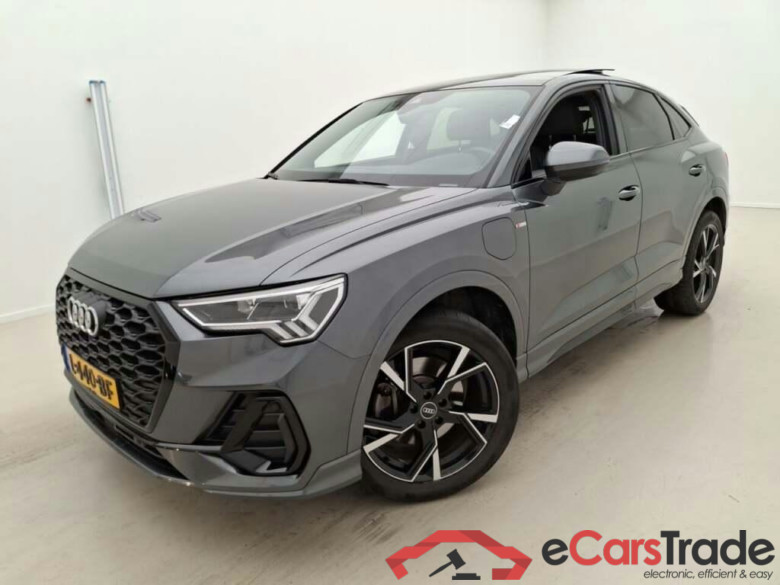 AUDI Q3 Sportback 45 TFSI e S Edition #1