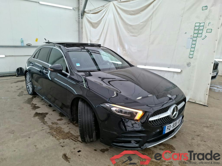 MERCEDES-BENZ Classe A Compact  2018 5P Berline A 200 d AMG Line 8G DCT #4