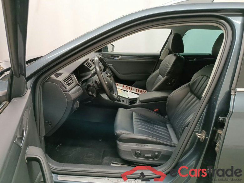 Skoda Superb Combi 1.4 TSI iV 160kW DSG6 Style 5d #3