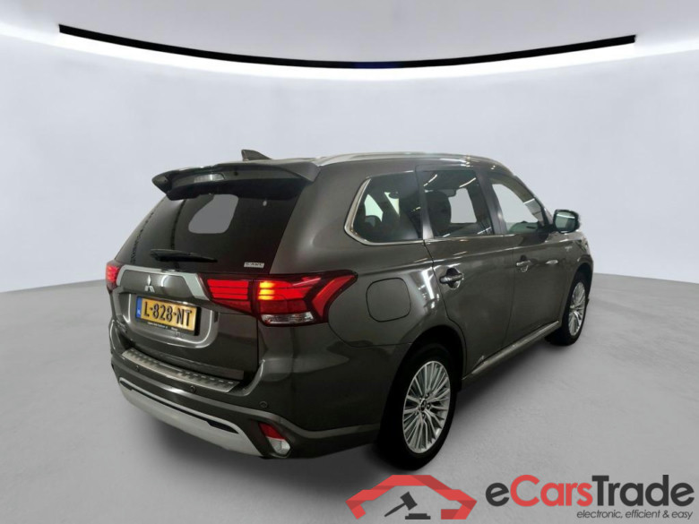 MITSUBISHI Outlander 165 kW #6