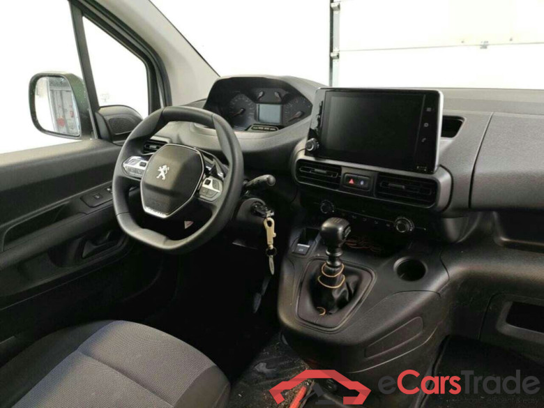 PEUGEOT Partner 1.2 PT. Premium #3