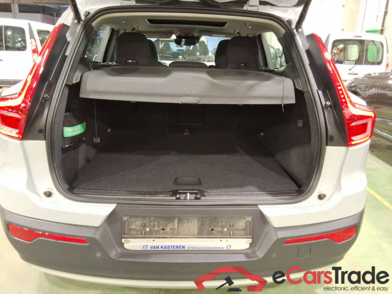 VOLVO XC40 1.5 T4 PHEV INSCRIPTION EXPR. DCT #3