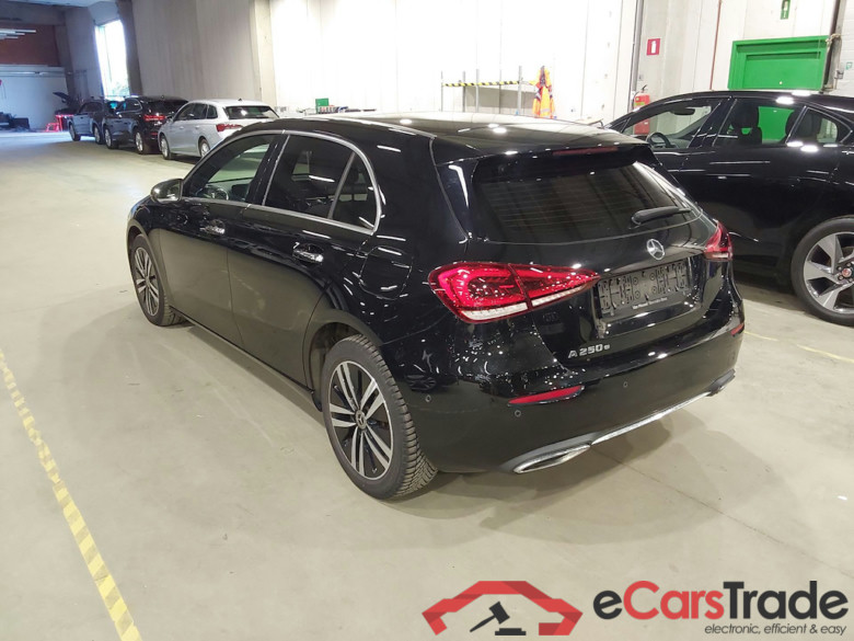 MERCEDES-BENZ A-Klasse 1.3 A 250 E DCT BUSINESS SOLUTION #2