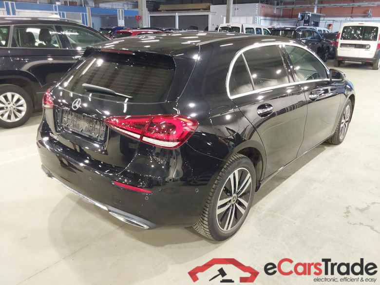 MERCEDES-BENZ A-Klasse 1.3 A 250 E DCT BUSINESS SOLUTION #4