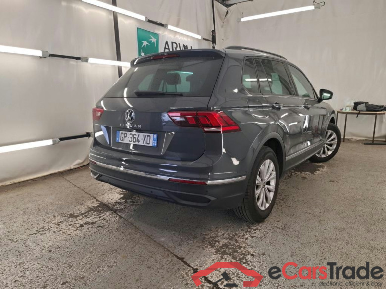 VOLKSWAGEN Tiguan / 2020 / 5P / SUV 1.5 TSI 150 DSG7 Life Busines #3