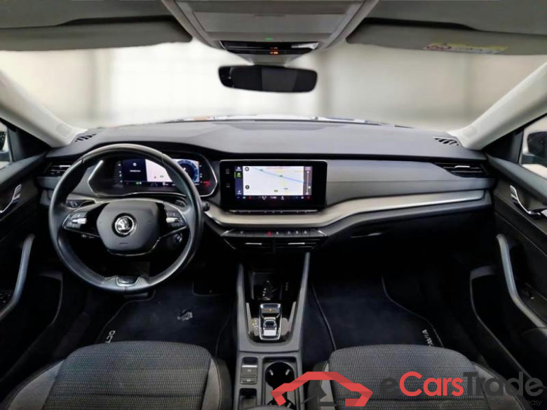 SKODA OCTAVIA WAGON / 2020 / 5P / STATION WAGON 2.0 TDI EVO 85KW EXECUTIVE DSG #3