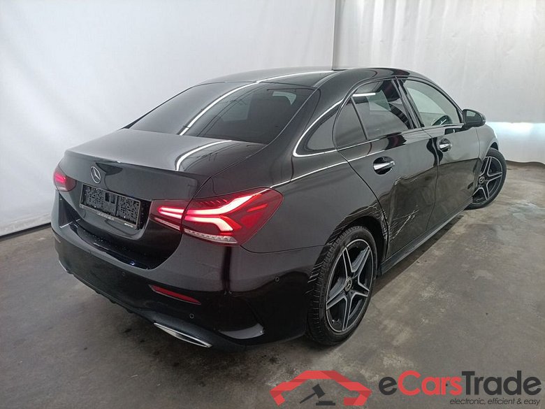 MERCEDES CLASSE A DIESEL (W177) A 200 d 150hp AMG Line 5d #2