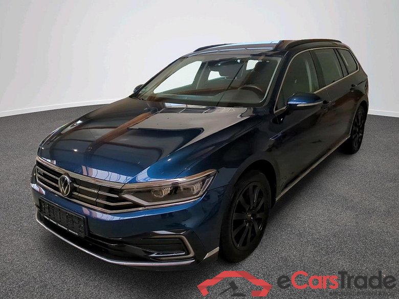 Passat Variant GTE 1.4 TSI 160KW AT6 E6d #1