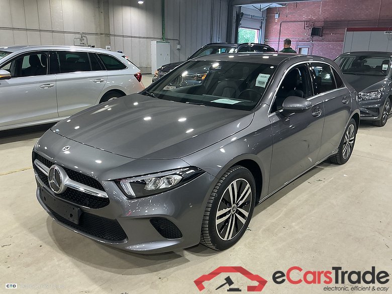 MERCEDES-BENZ CLASS A (W177) A 250 e PHEV Business Solution