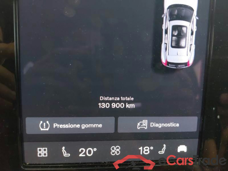 VOLVO XC40 / 2021 / 5P / SUV B3 AUTOMATICO CORE #4