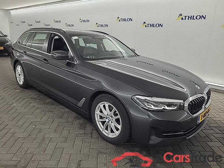 BMW 5-serie Touring 520iA Business Edition Plus 5D 135kW #2