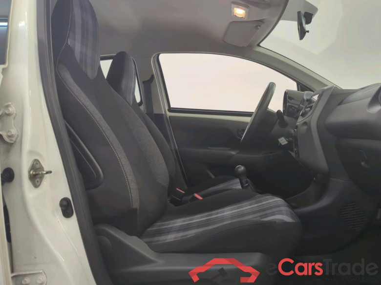Peugeot 108 Active 1.0 e-VTi 72pk 5d #3