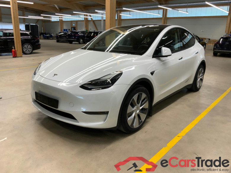 TESLA Model Y Long Range Dual Motor AWD 5d 378kW #1