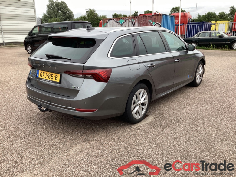 SKODA OCTAVIA COMBI 1.0 TSI Bns Edition #3