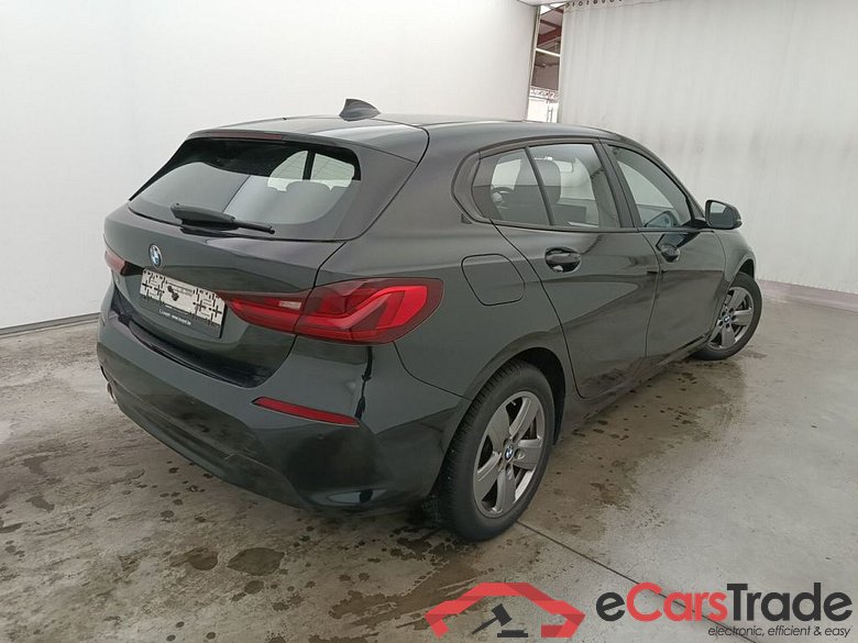 BMW 1 Reeks Hatch 118iA (100 kW) 5d #2