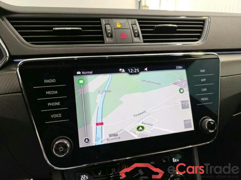 SKODA Superb Combi 1.4 TSI iV Sp. Bns #6