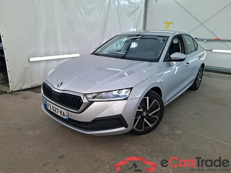 SKODA Octavia / 2020 / 5P / Berline 1.4 TSI PHEV iV 204 DSG6e Business