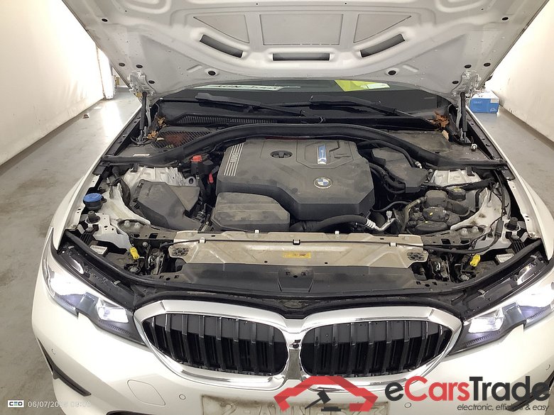 BMW 3 TOURING - 2019 330eA PHEV #6
