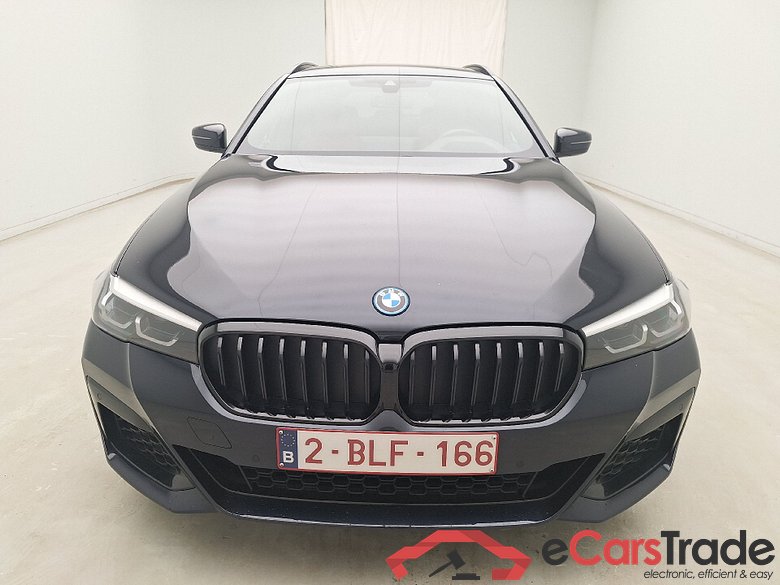 BMW, 5-ser To FL'20 PHEV, BMW 5 Reeks Touring 520e 150kW 5d