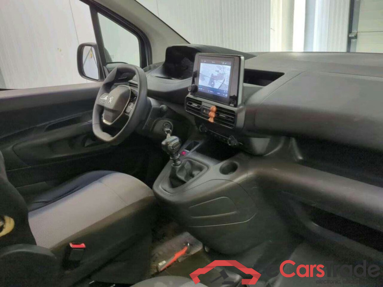 PEUGEOT Partner 1.2 PT. Premium #3