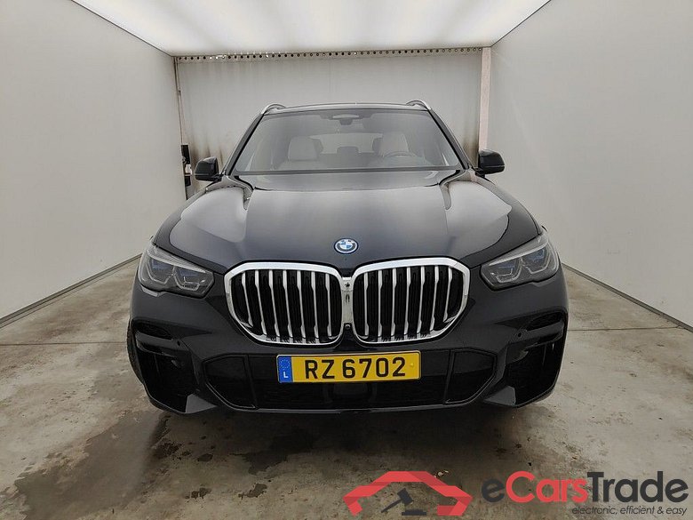 BMW X5 - 2018 3.0AS xDrive45e 286 PHEV (EU6d-TEMP) 5d ///M-Sportkit (total options: 25,354 Ex.Vat) #5