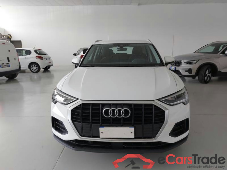 AUDI Q3 / 2018 / 5P / SUV 35 TDI S TRONIC BUSINESS #6