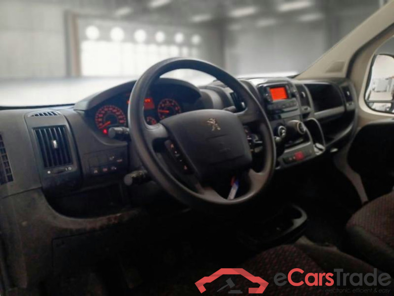 PEUGEOT BOXER / 2014 / 4P / FURGONE 333 L2H2 2.2 BLUEHDI 140CV SeS #3