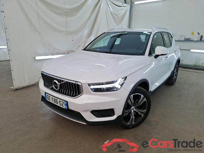 VOLVO XC40 / 2017 / 5P / SUV Recharge T4 211 DCT7 Inscription Busi