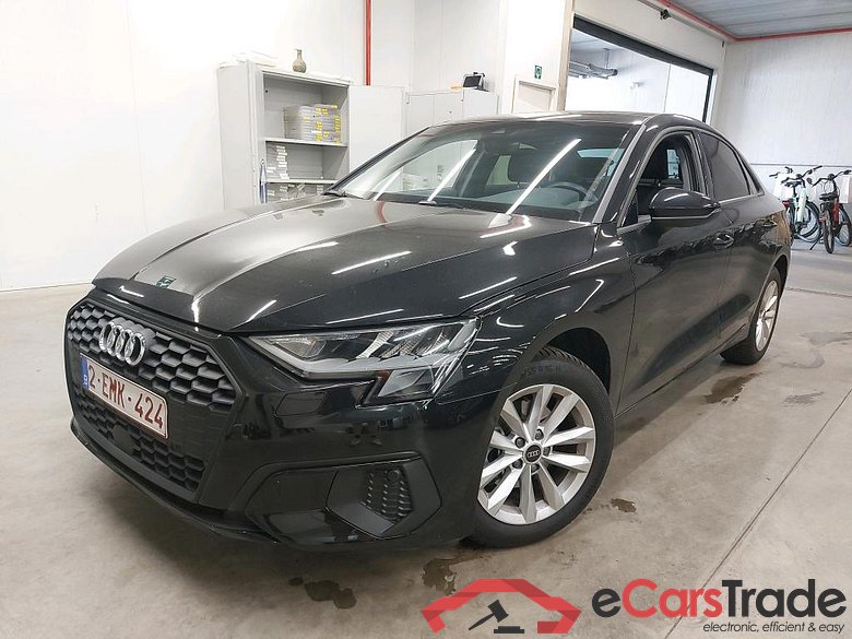 AUDI - AUD A3 BERLINE 30 TFSi 110PK Attraction Pack Business & Park Assist & Sensors Front & Rear & Camera   * PETROL *