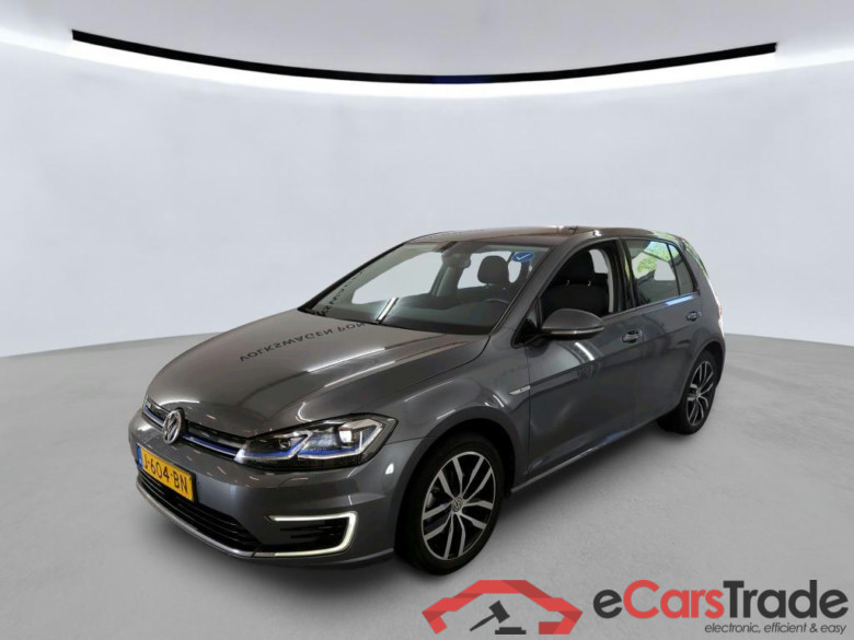 VOLKSWAGEN e-Golf 100 kW #1