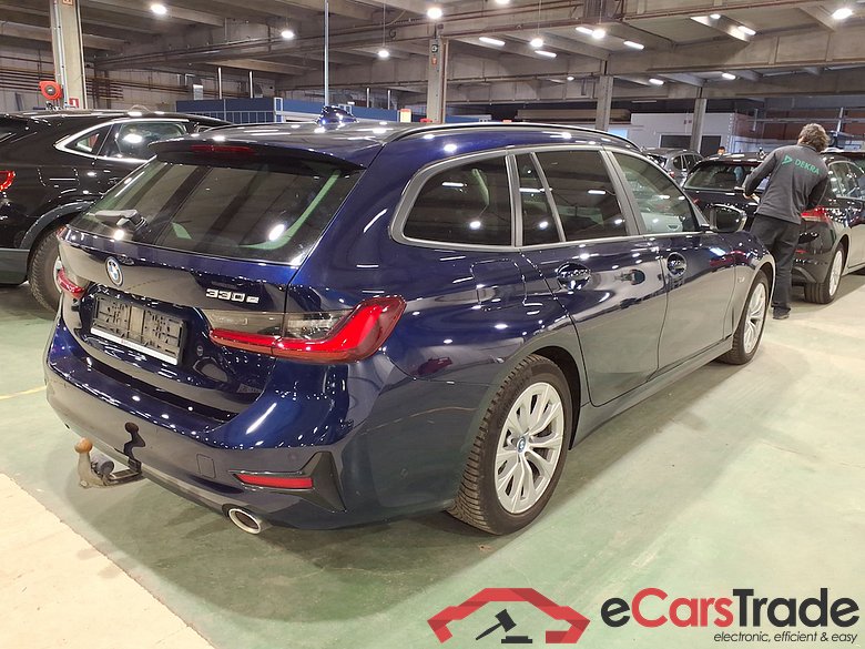 BMW 3 SERIES TOURING 2.0 330E (215KW) TOURING #4