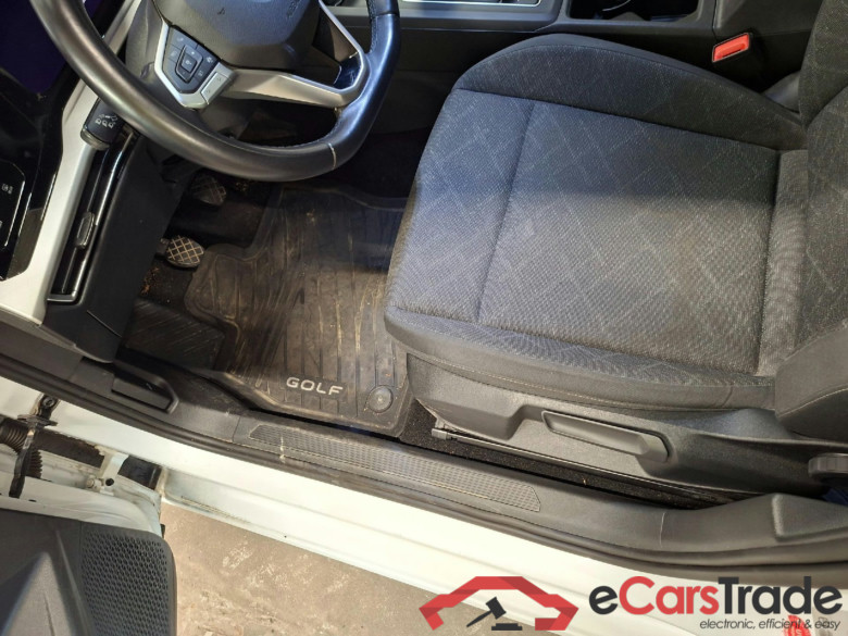 Golf VIII Variant Life 2.0 TDI 85KW MT6 E6d #6