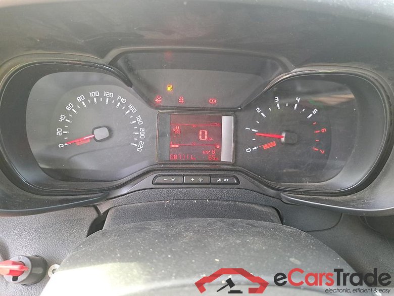 CITROEN Berlingo / 2018 / 5P / furgón derivado de turismo Doble Cab. Talla XL BlueHDi 100 CONTROL #4