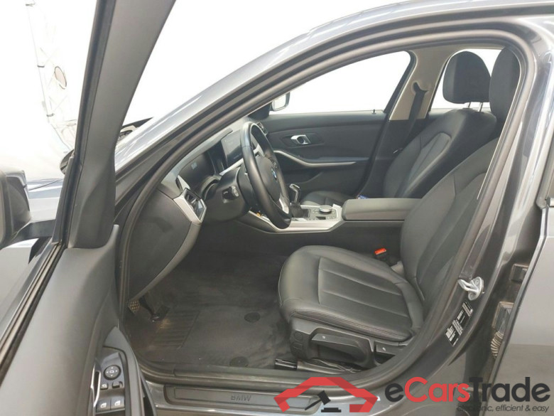 BMW 3 Reeks Berline 320d (120 kW) 4d #3