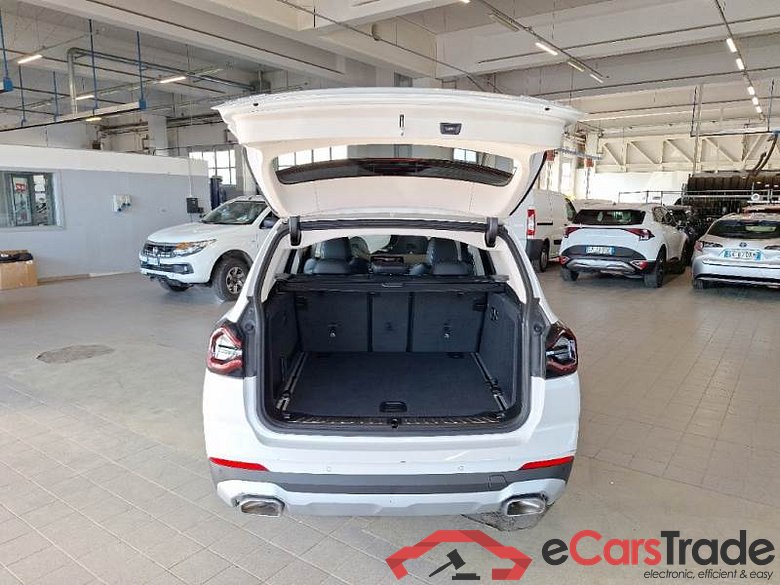 BMW X3 / 2021 / 5P / SUV SDRIVE 18D MH48V AUTO #5