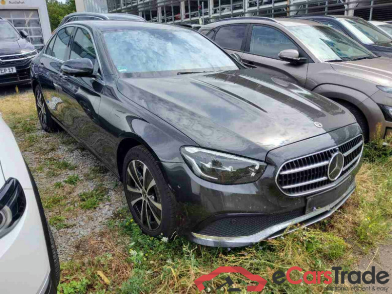 Mercedes-Benz E Limousine (BM 213)(08.2016->) DE - Lim4 E 300 de EU6d, 4Matic Avantgarde, (Facelift) 2020 - 2023 #2