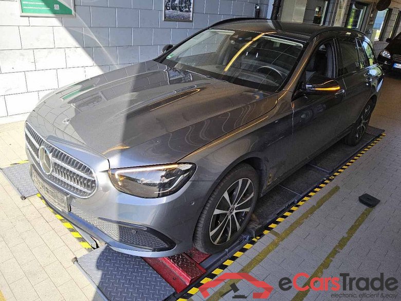 Mercedes-Benz E T-Modell (BM 213)(06.2016->) DE - Kb5 E 300 de EU6d, 4Matic Avantgarde, (Facelift) 2020 - 2023 #1