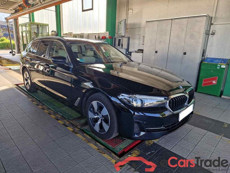 BMW 5 Touring (G31)(2017->) DE - Kb5 530 i Mild-Hybrid EU6d, OPF, (Facelift) 2022 - 2024 #2