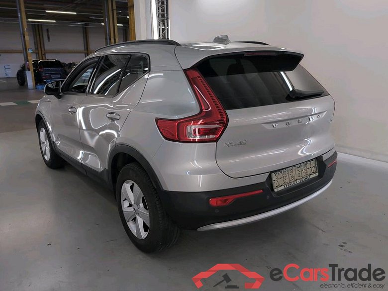 VOLVO XC40 1.5 T2 ESSENTIAL #3