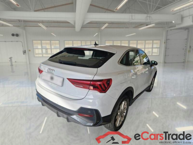 AUDI Q3 SPORTBACK / 2019 / 5P / SUV 45 TFSI E S TRONIC BUSINESS PLUS #2