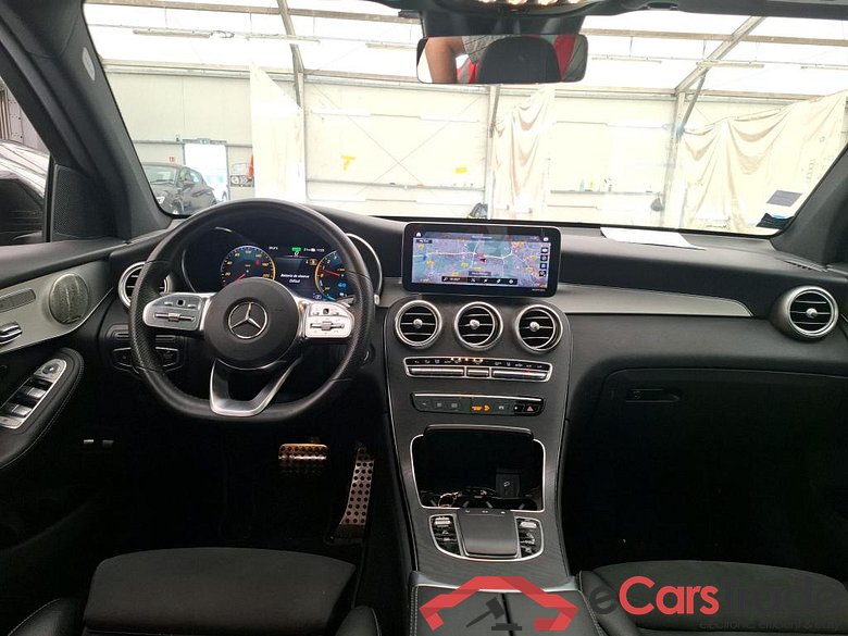 GLC / 2019 / 5P / SUV GLC 300 e AMG Line 4Matic #5