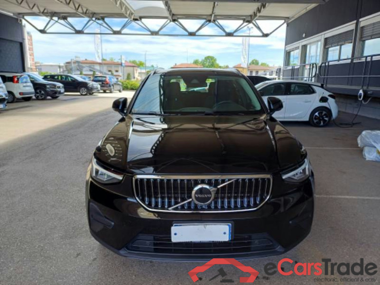 VOLVO XC40 / 2021 / 5P / SUV T4 RECHARGE PLUG-IN AUTO ESSENTIAL #6