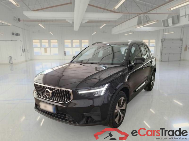 VOLVO XC40 / 2021 / 5P / SUV T4 RECHARGE PLUG-IN AUTO ESSENTIAL #1