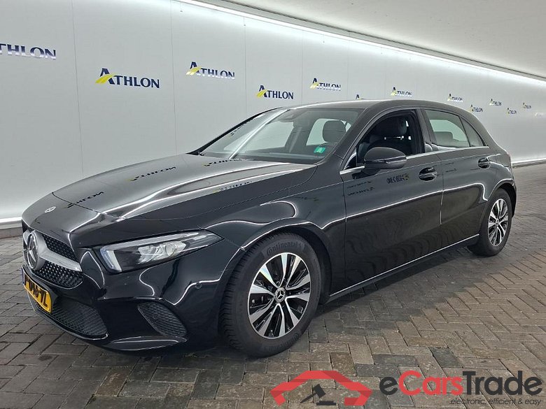 MERCEDES-BENZ A-klasse A 180 Business Solution 5D 100kW