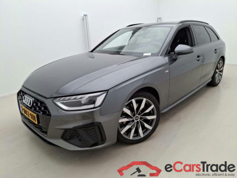 AUDI A4 Avant 35 TFSI S ed comp #1