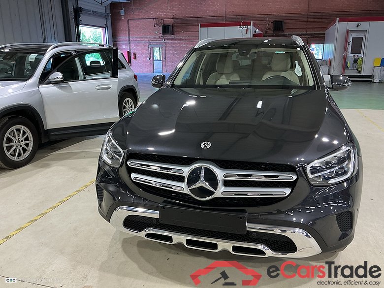 MERCEDES-BENZ GLC 2.0 GLC 300 DE 4MATIC 4WD BUS SOL AUTO #2